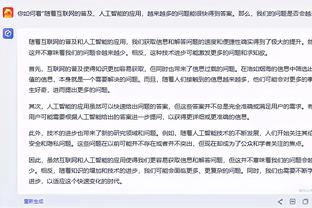 那不勒斯总监：泽林斯基很乐意留下，目前没有球队跟他达成协议